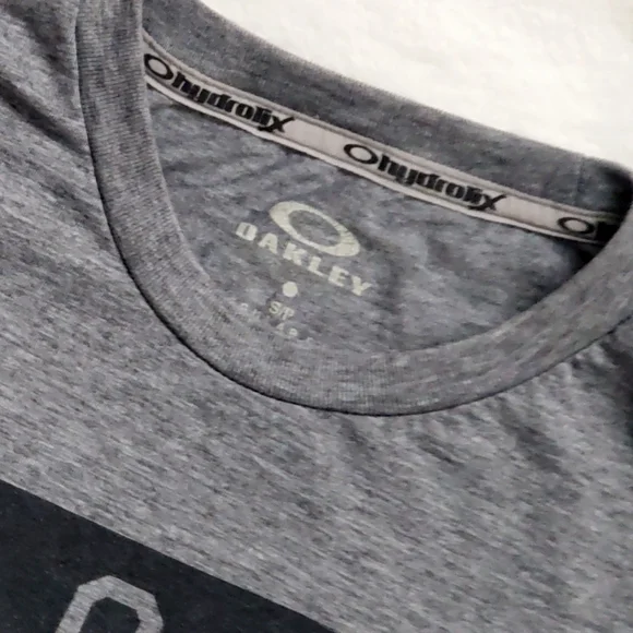 OAKLEY Blood Sweat Courage Tshirt - Picture 2 of 6